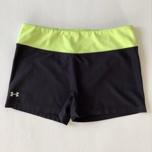 Under Armour Athletic Shorts Size Medium